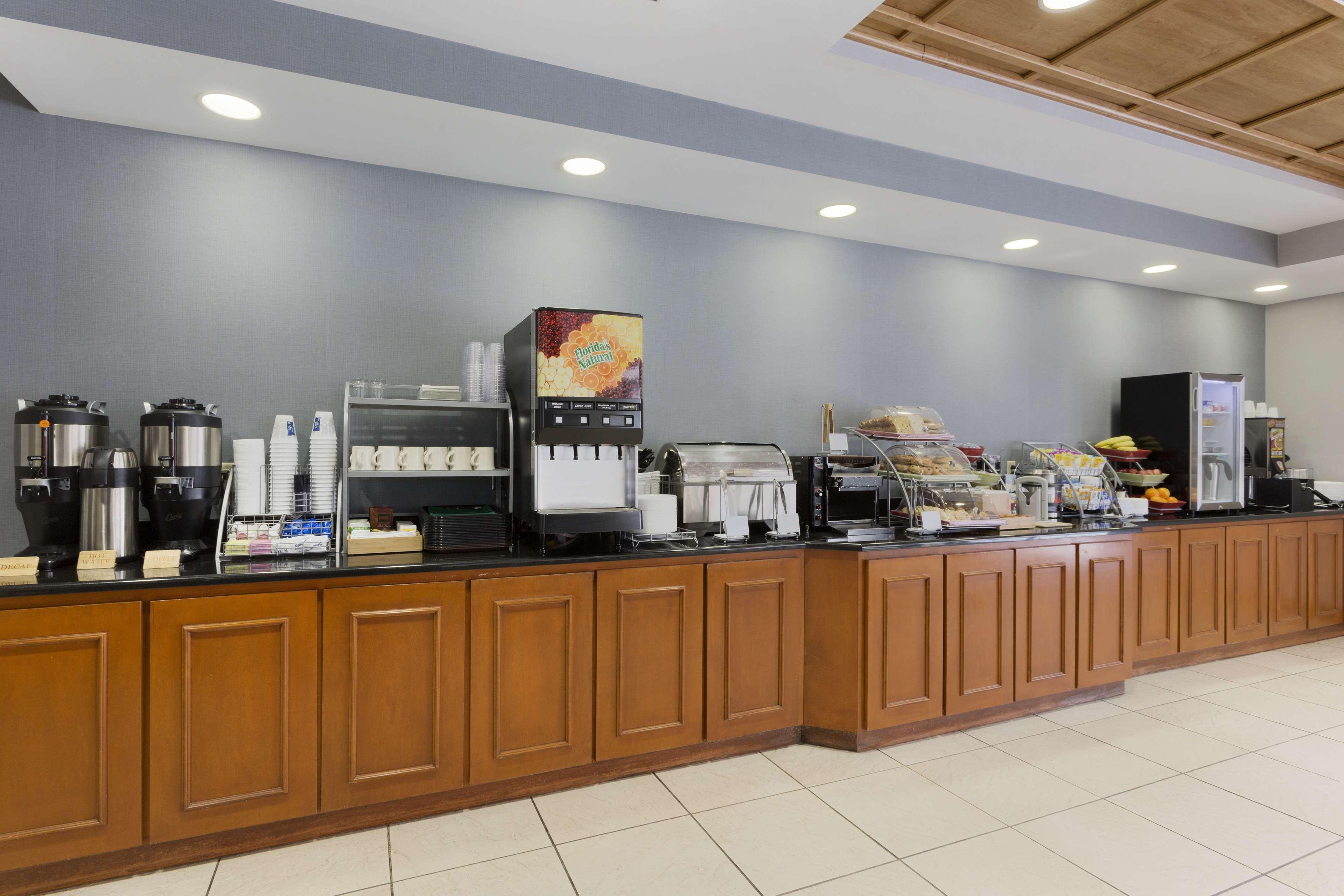 Wingate By Wyndham Sylvania-Toledo Bagian luar foto