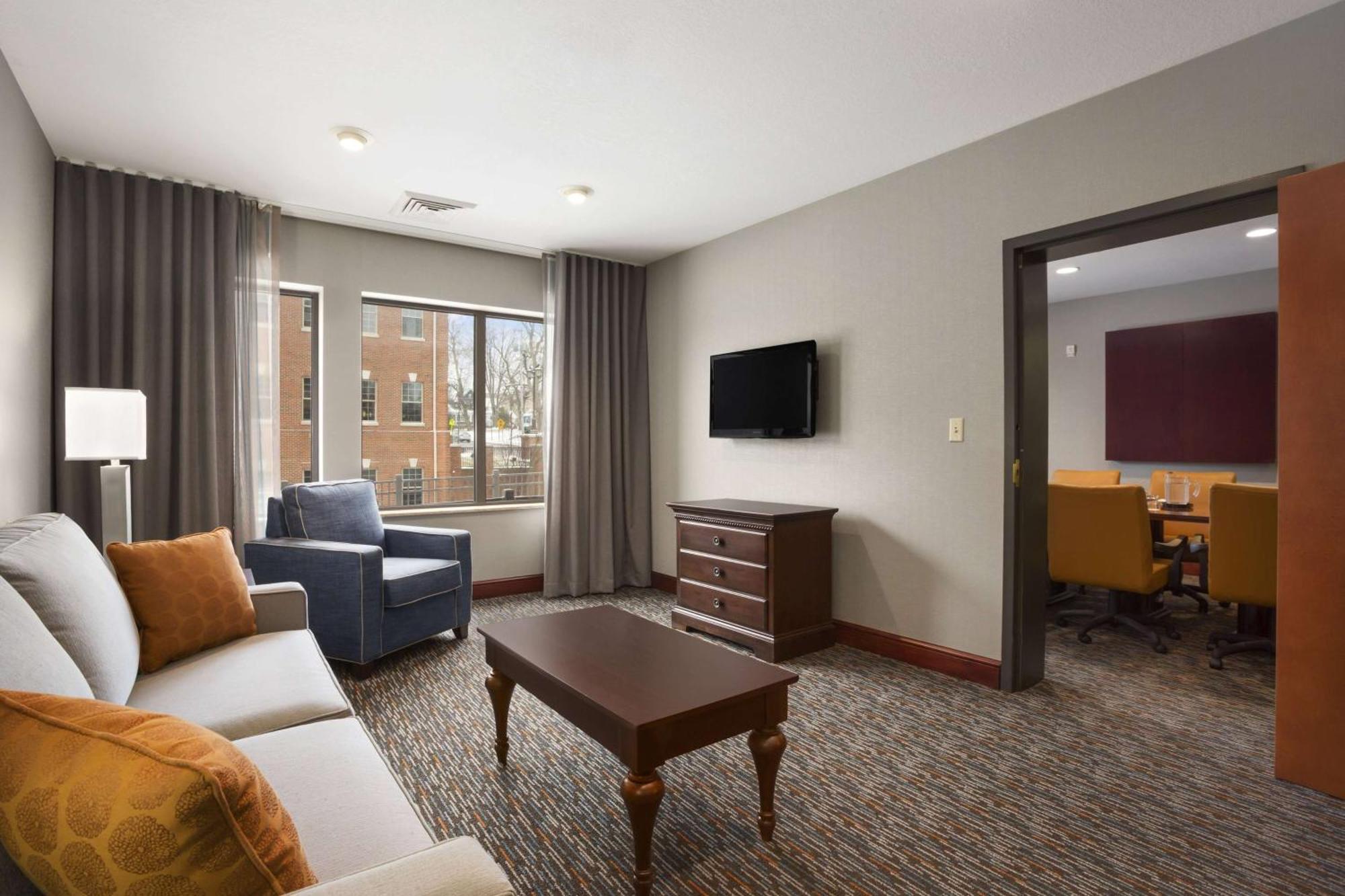 Wingate By Wyndham Sylvania-Toledo Bagian luar foto