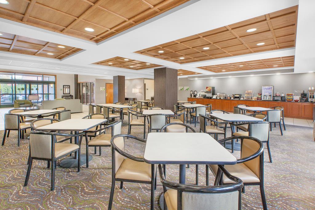 Wingate By Wyndham Sylvania-Toledo Bagian luar foto